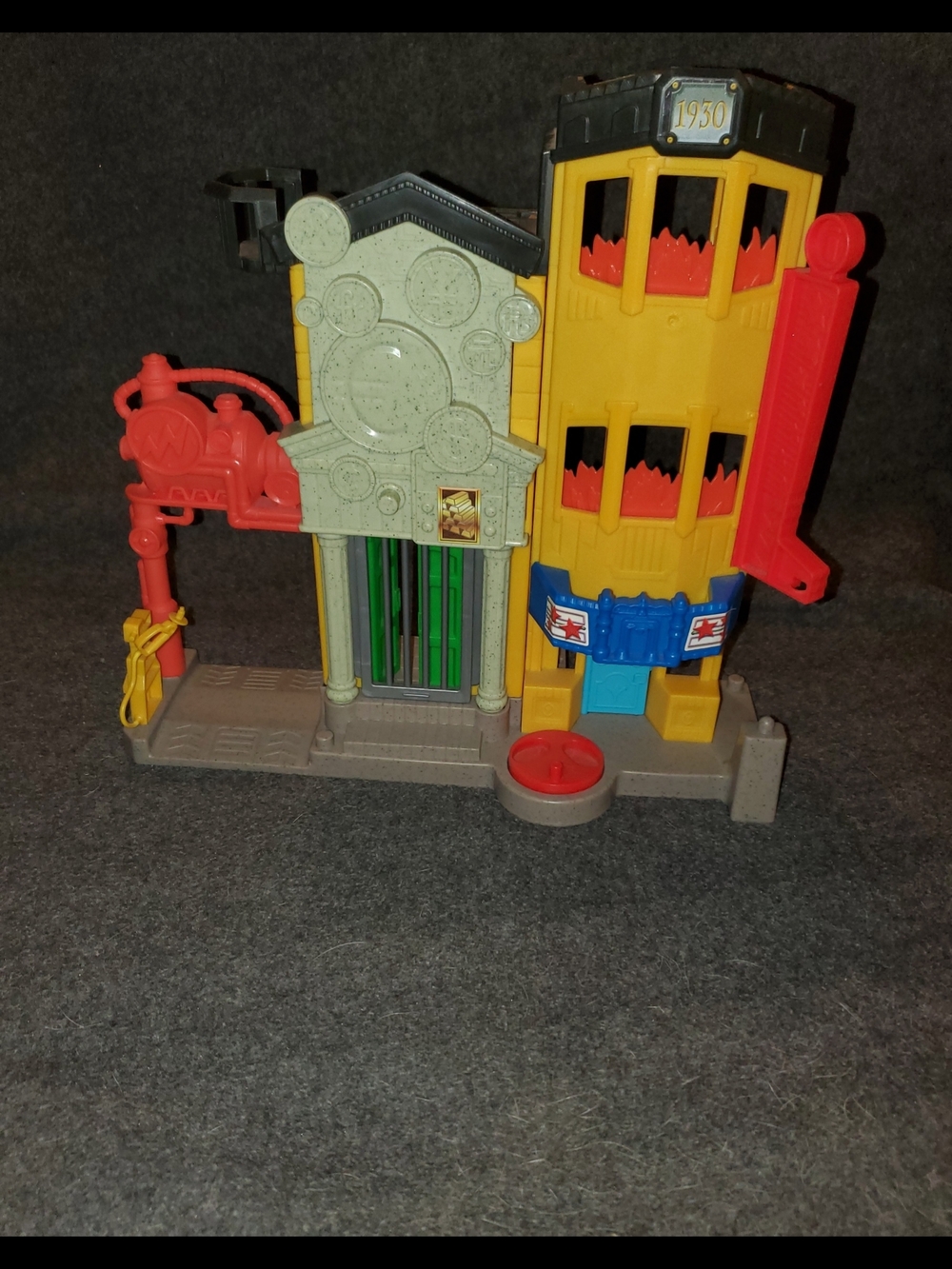 IMAGINEXT DC RESCUE CITY CENTER BANK PLAYSET, STRUCTURE ONLY, NO FIGURES!